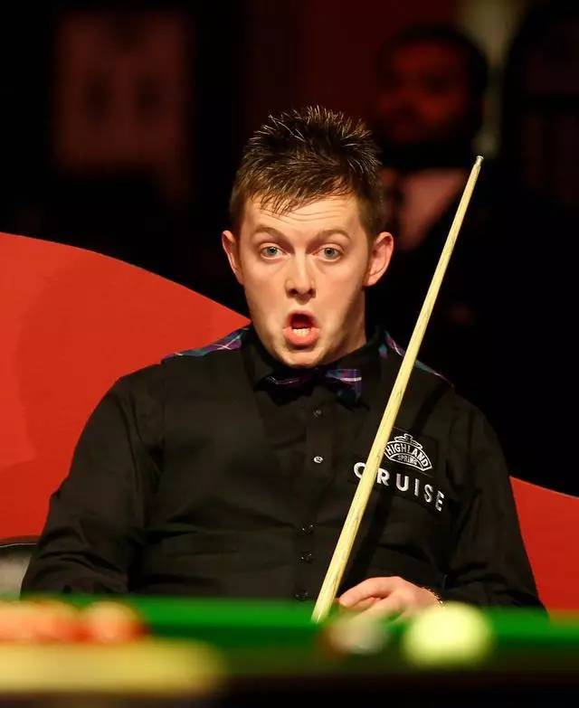 个艰难时刻 个艰难时刻